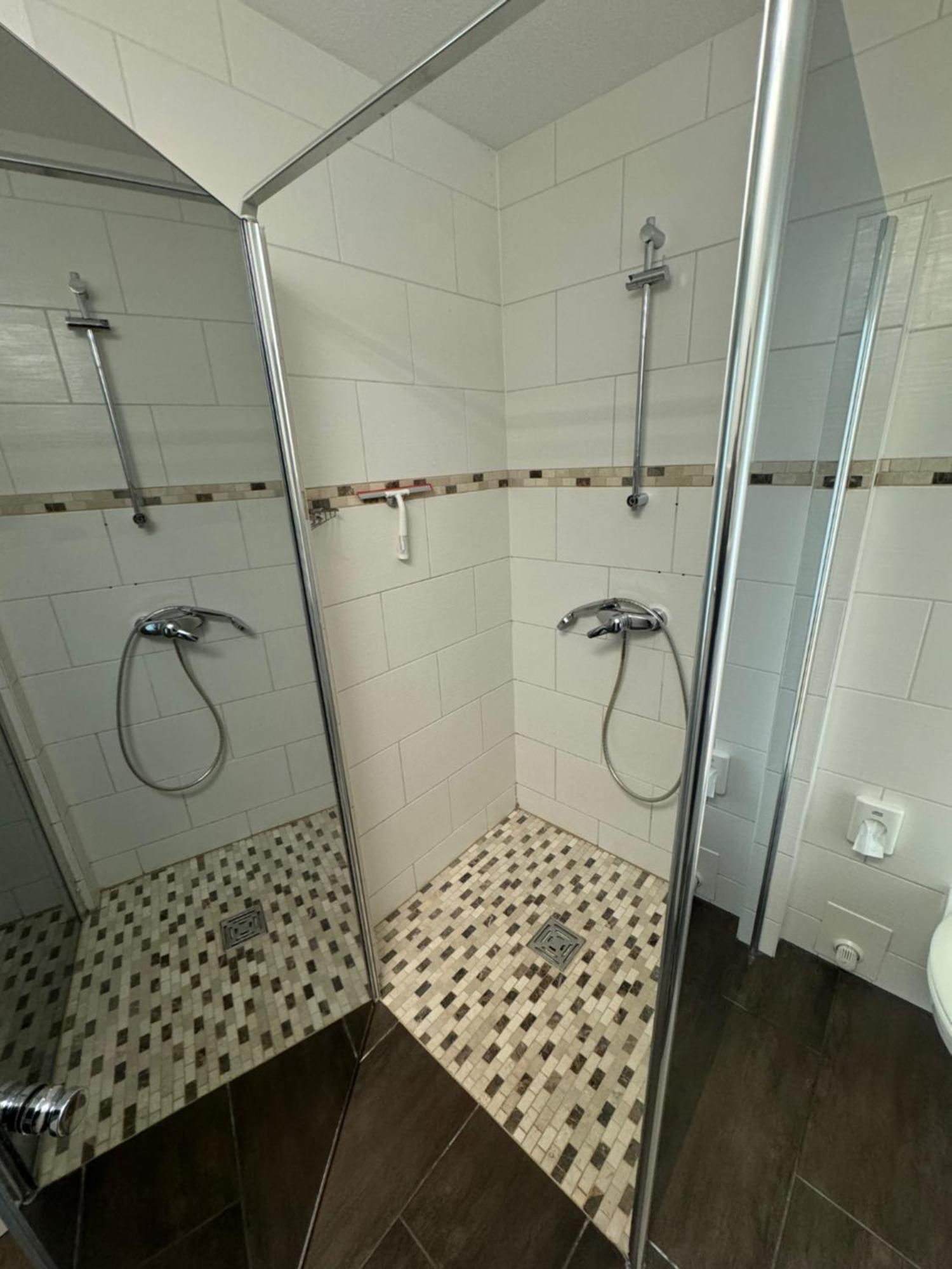Skypension * Schönefeld